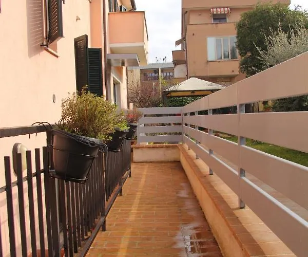 Locazione Turistica Апартаменты Фолиньо